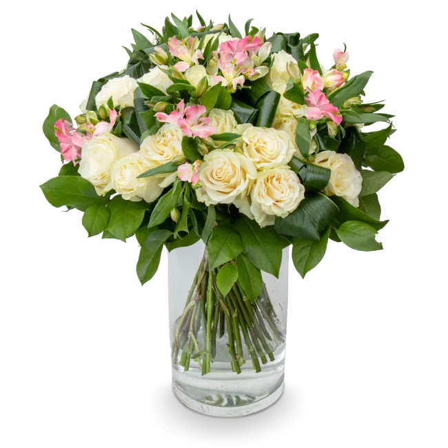 Bouquet of roses with alstromeria